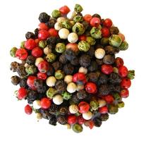 Štvorfarebné korenie celé